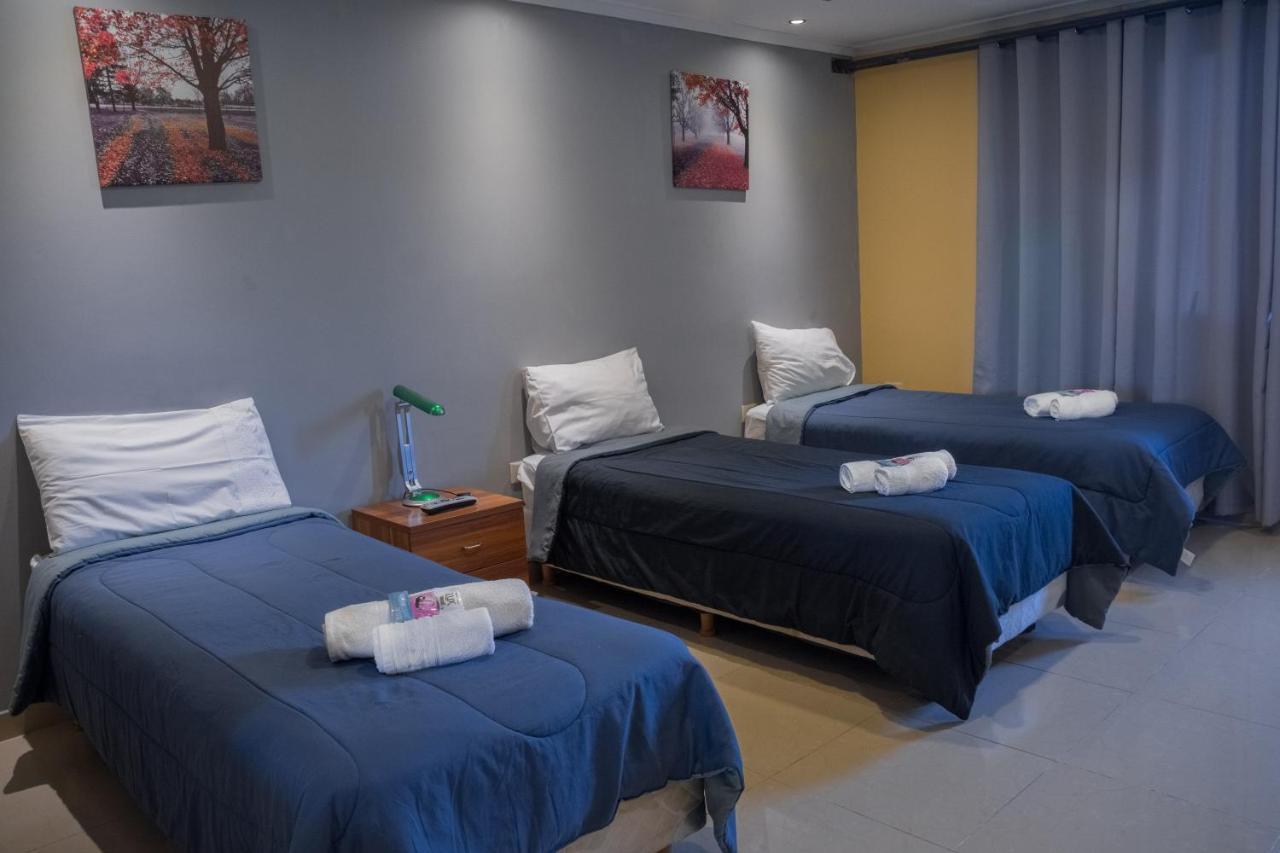 Hotel Posada Las Lengas Веинтиочо-де-Новьембре Экстерьер фото