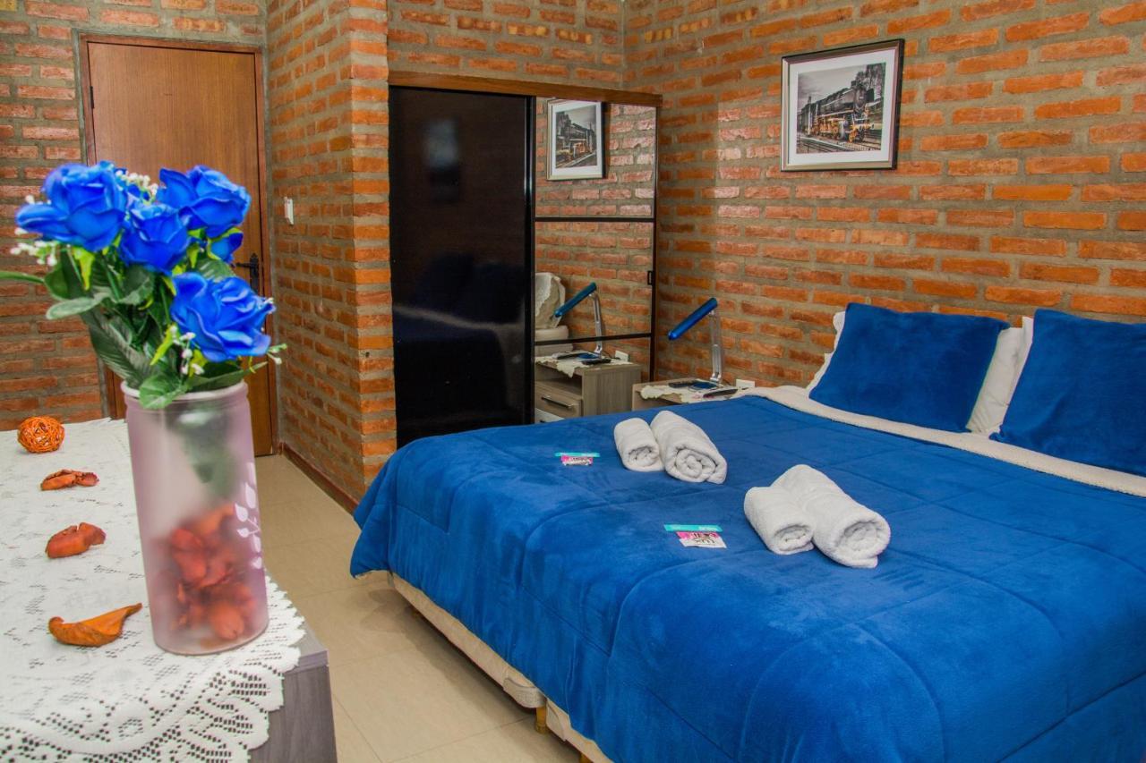 Hotel Posada Las Lengas Веинтиочо-де-Новьембре Экстерьер фото