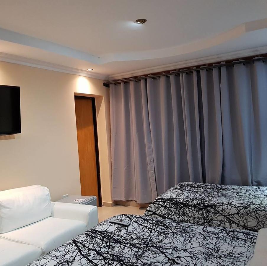 Hotel Posada Las Lengas Веинтиочо-де-Новьембре Экстерьер фото